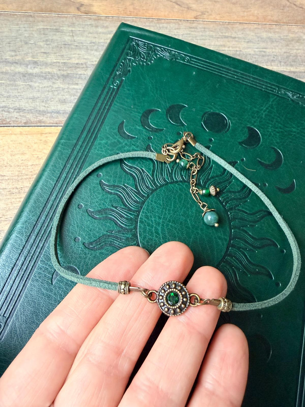 Choker z zielonym koralikiem | Boho naszyjnik zielony | Choker AgnesArte