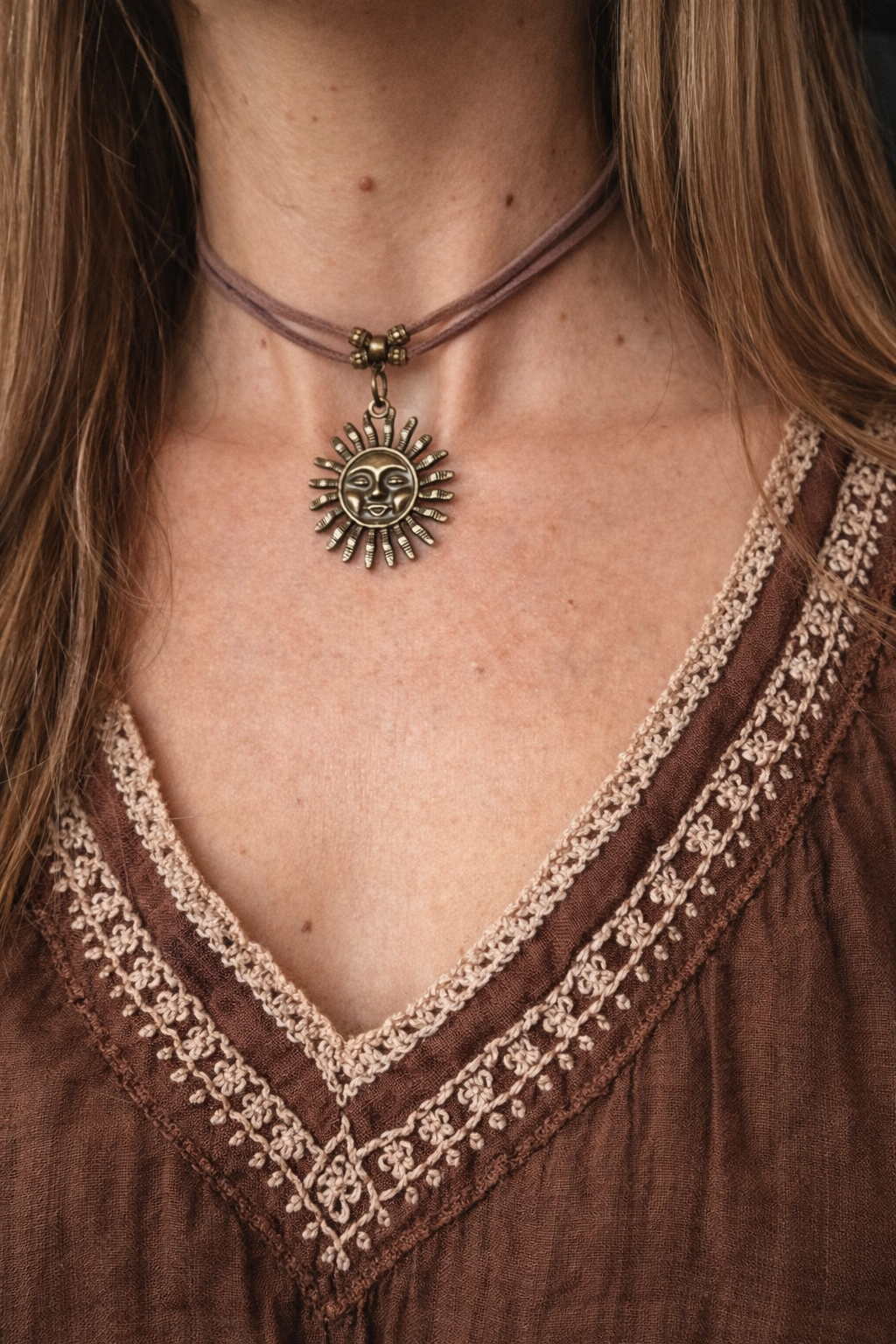 ✨ Choker „Solarna Intuicja”  Talizman światła i wewnętrznej mądrości.