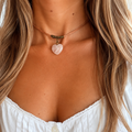 Choker z Sercem z Różowego Kwarcu – naturalna skóra | Boho naszyjnik z kamieniem miłości | AgnesArte