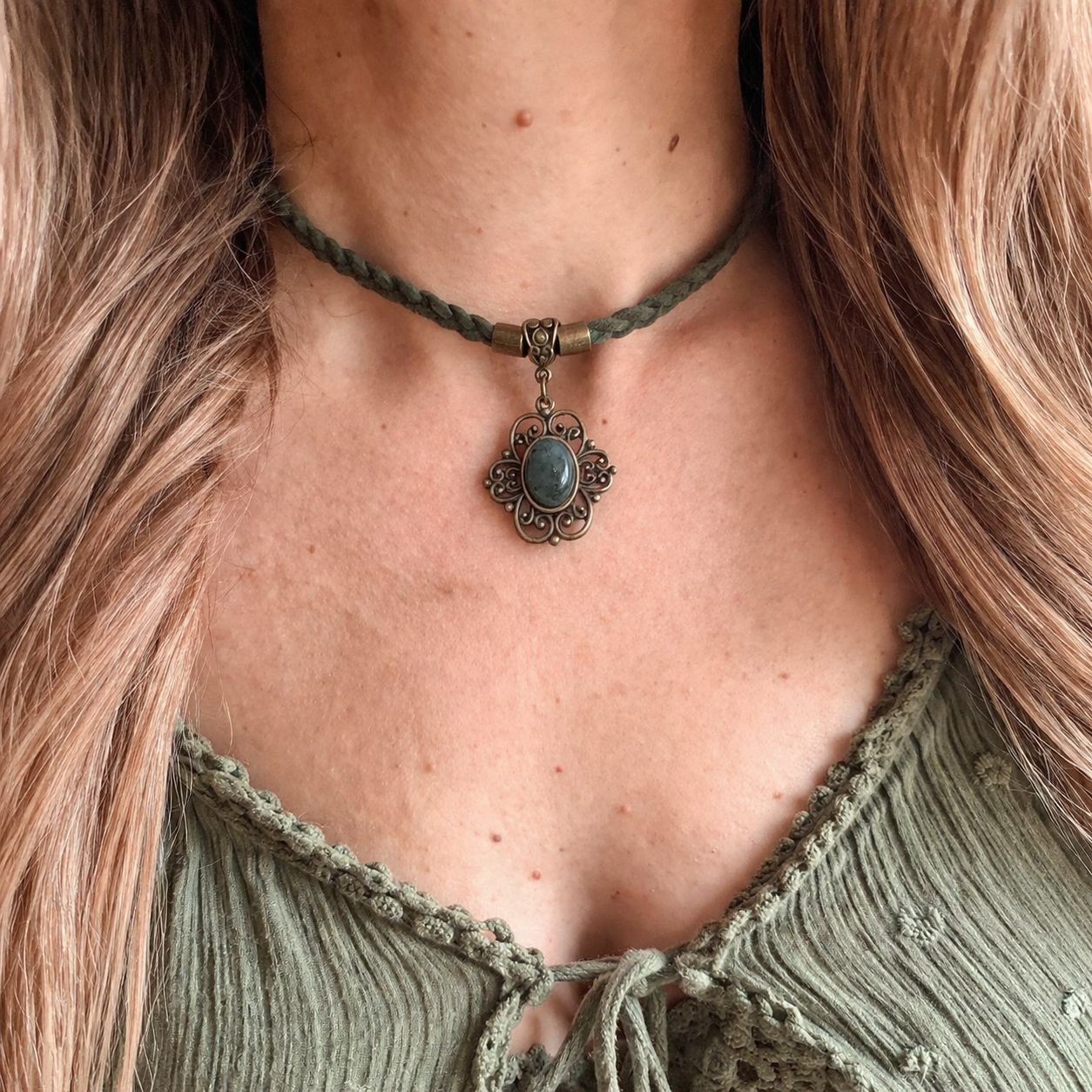 Choker z agatem mchowym – zielony kamień naturalny, boho naszyjnik vintage, talizman natury Agnes Arte