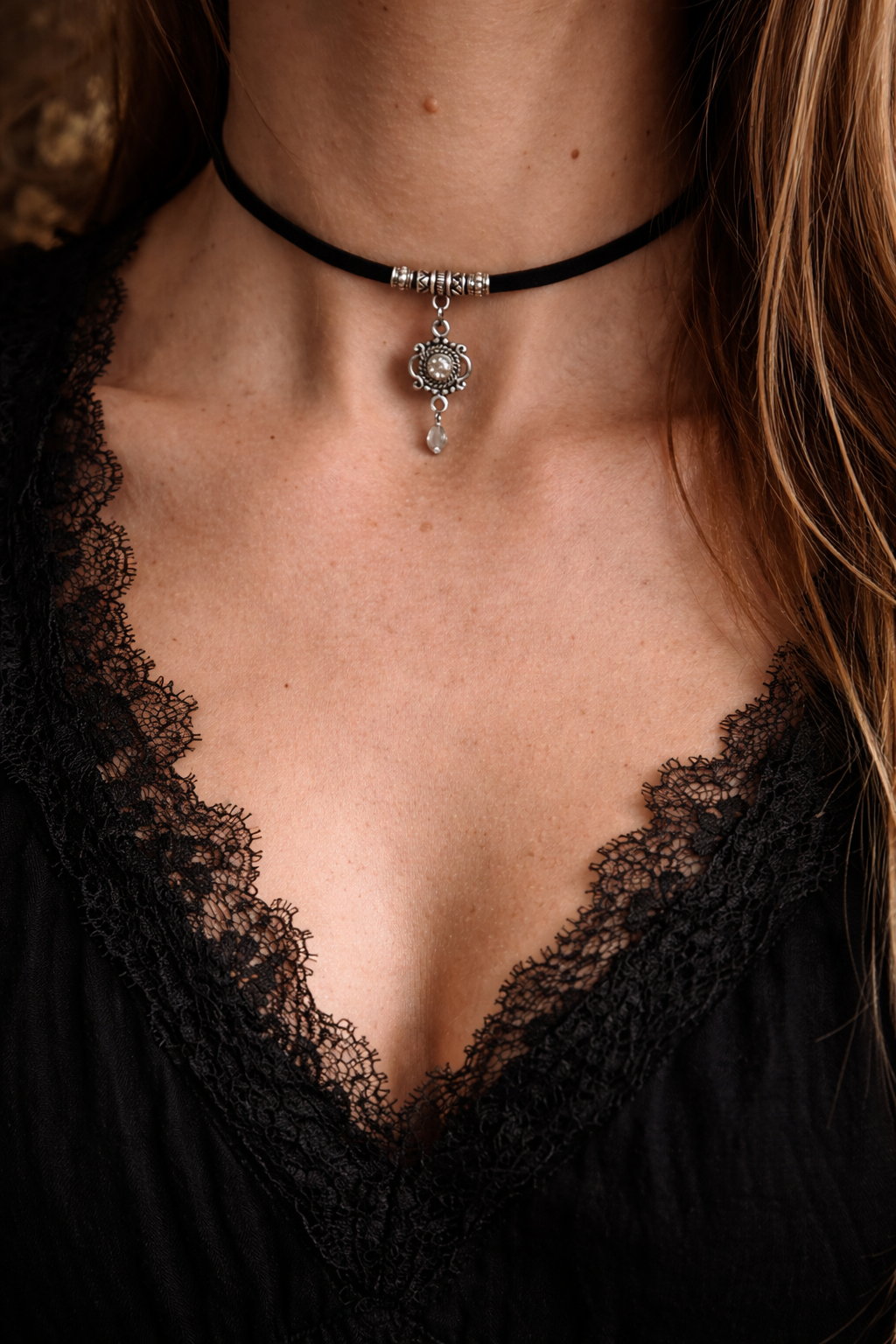 ✨ Delikatny choker vintage – subtelna elegancja z duszą ✨