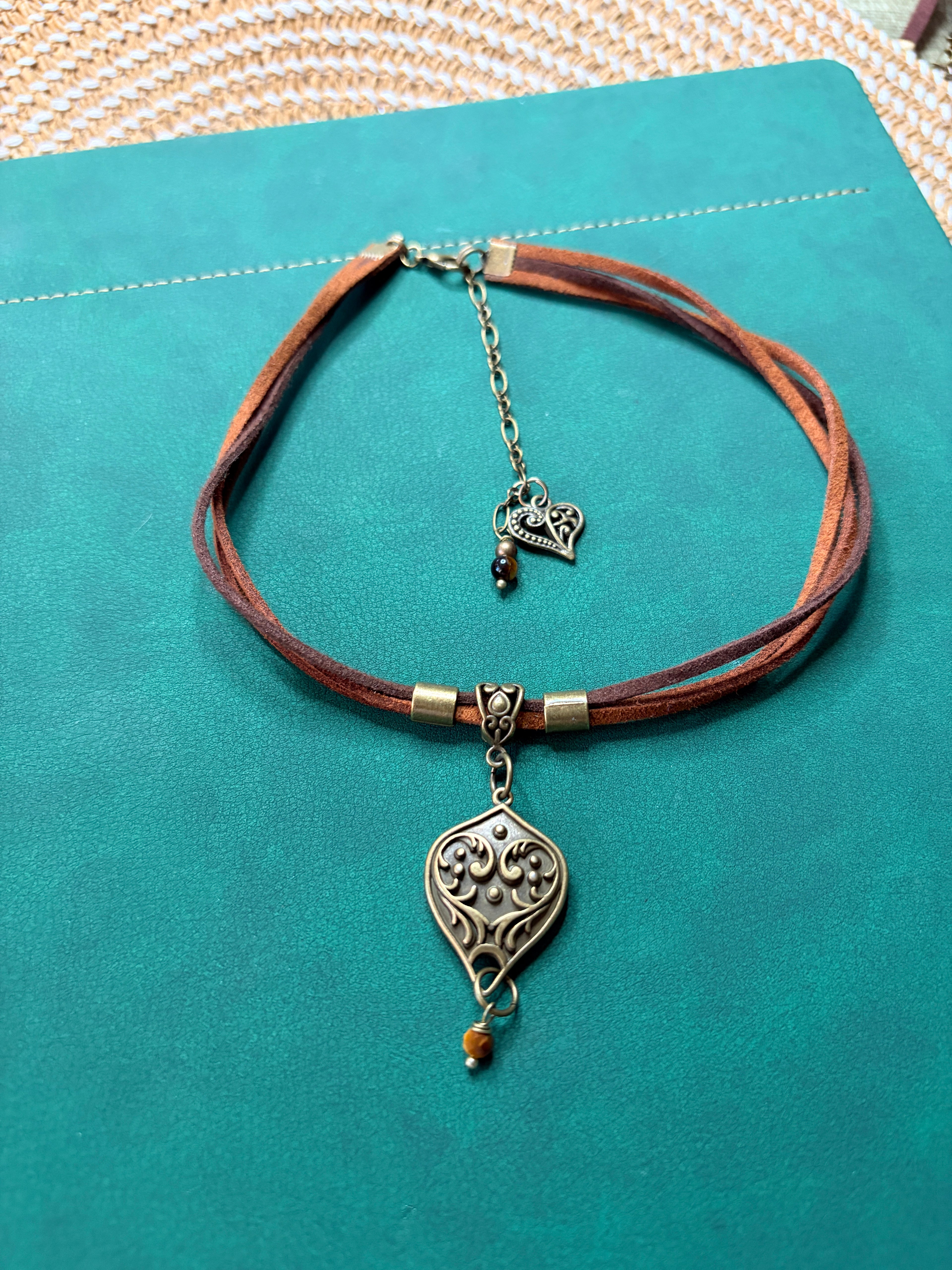 Leśny Ornament – talizman harmonii