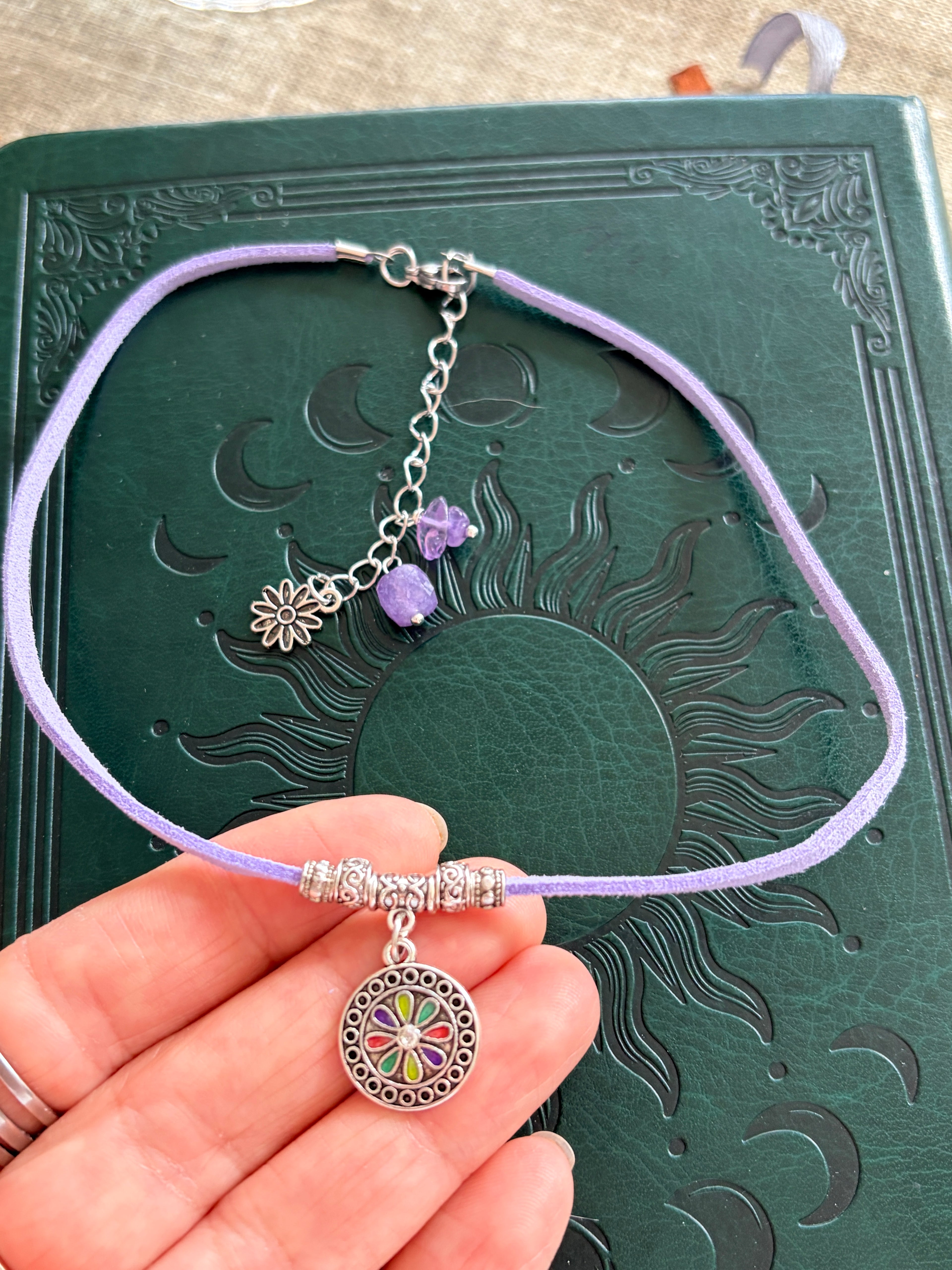 ✨ Choker z ametystem – talizman spokoju i intuicji 💟