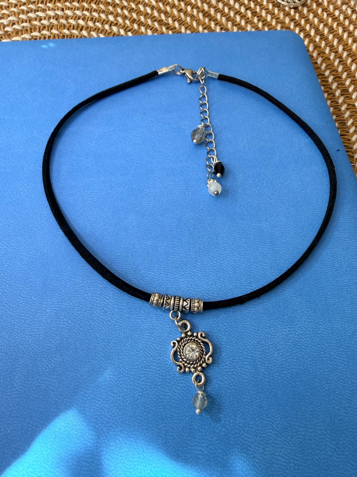 ✨ Delikatny choker vintage – subtelna elegancja z duszą ✨