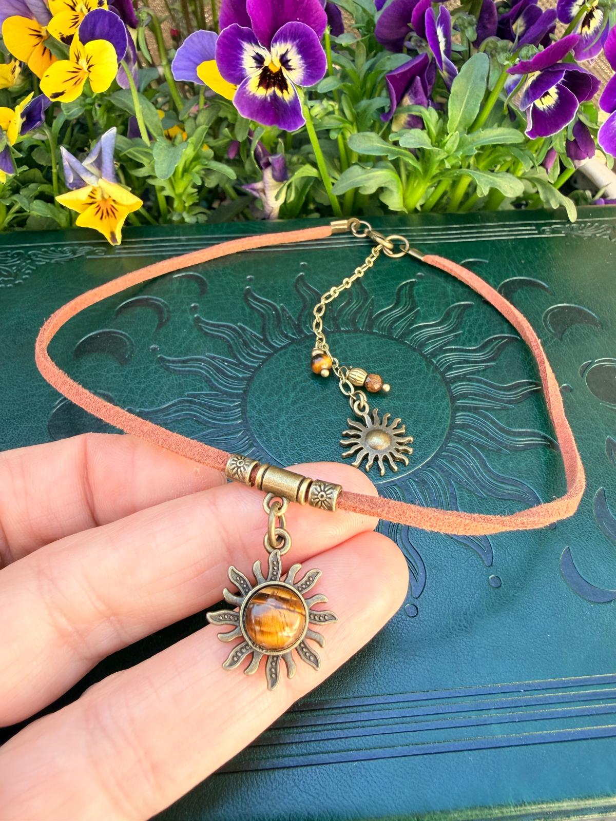 Choker słońce z tygrysim okiem – boho naszyjnik talizman energia i ochrona