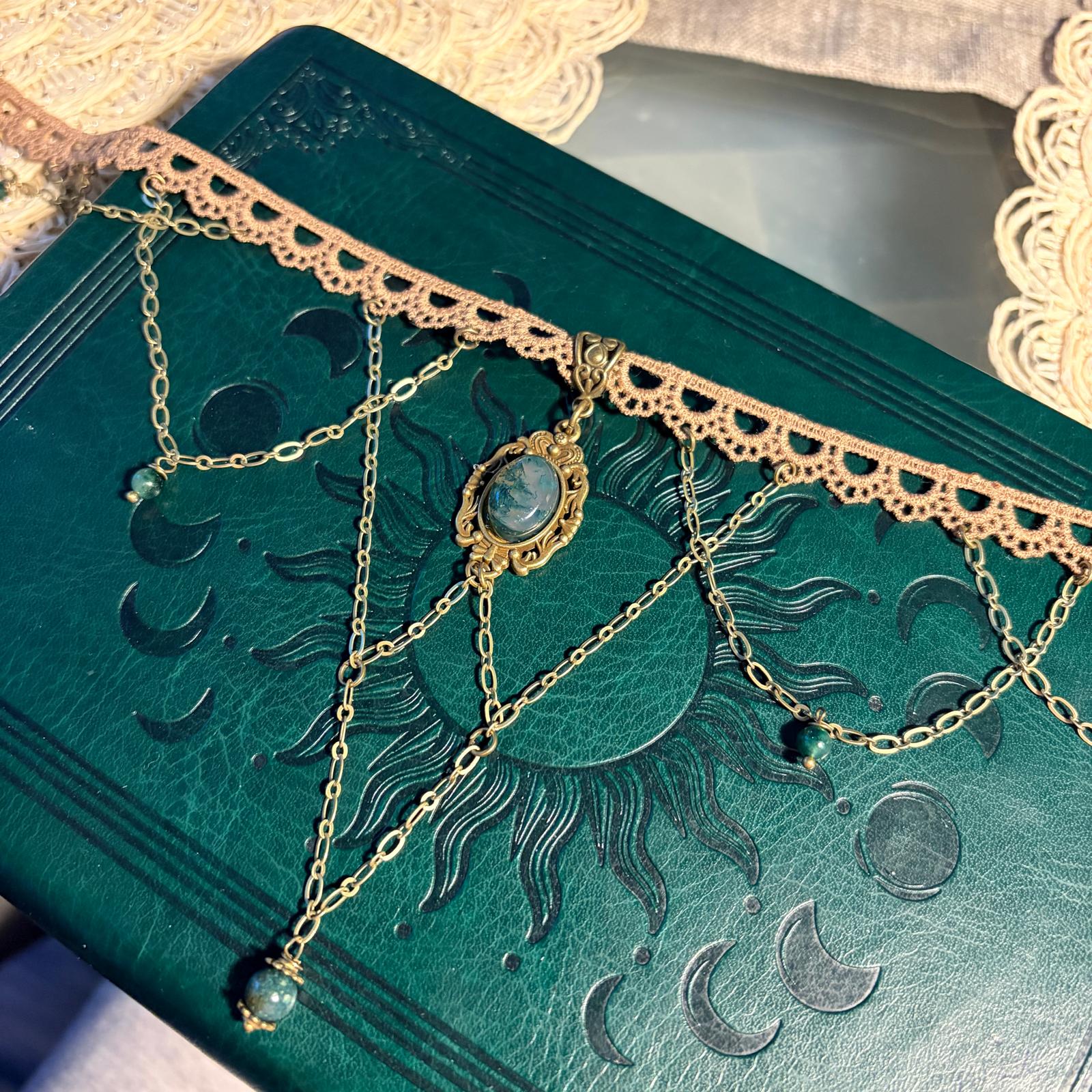 Leśny Szept – choker gothic boho z agatem mchowym 🌿✨