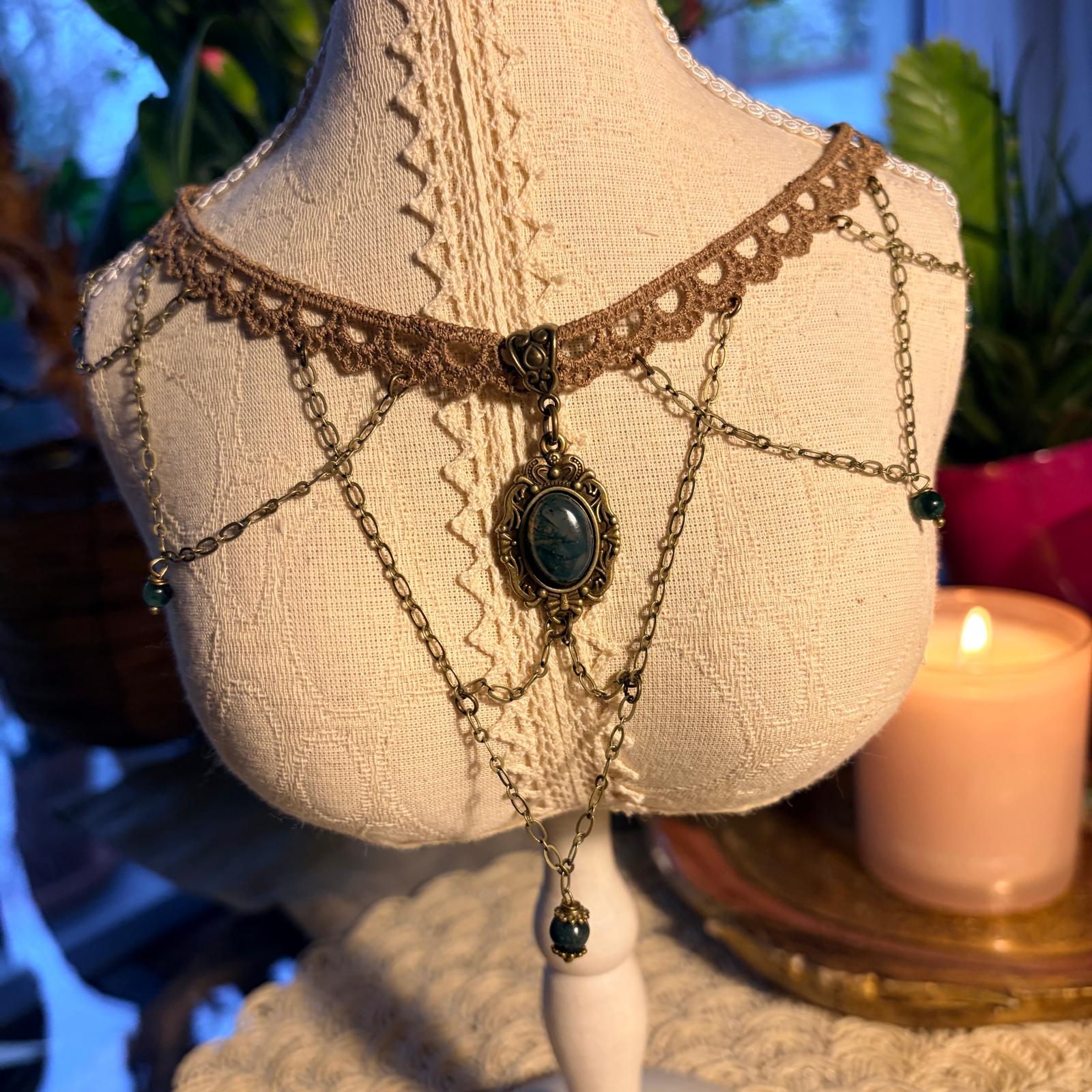 Leśny Szept – choker gothic boho z agatem mchowym 🌿✨