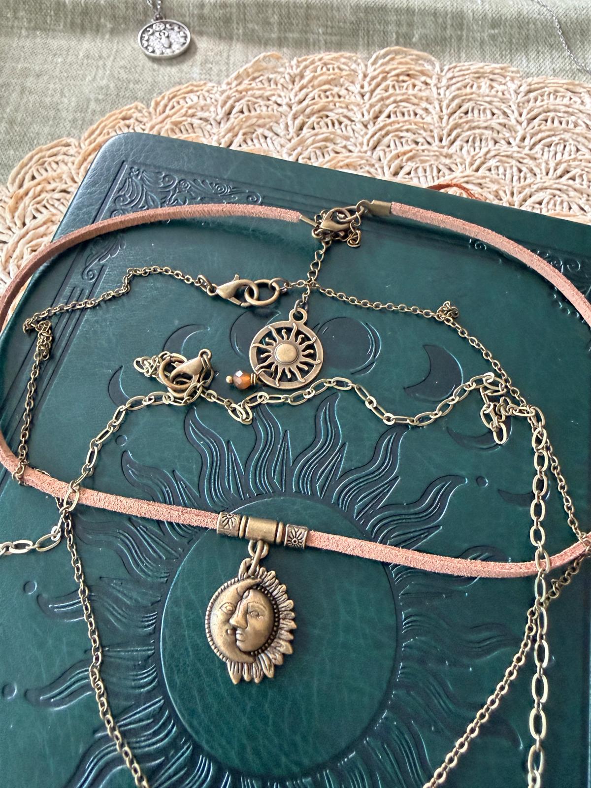 Zestaw naszyjników boho – choker z motywem słońca i księżyca | layered necklace