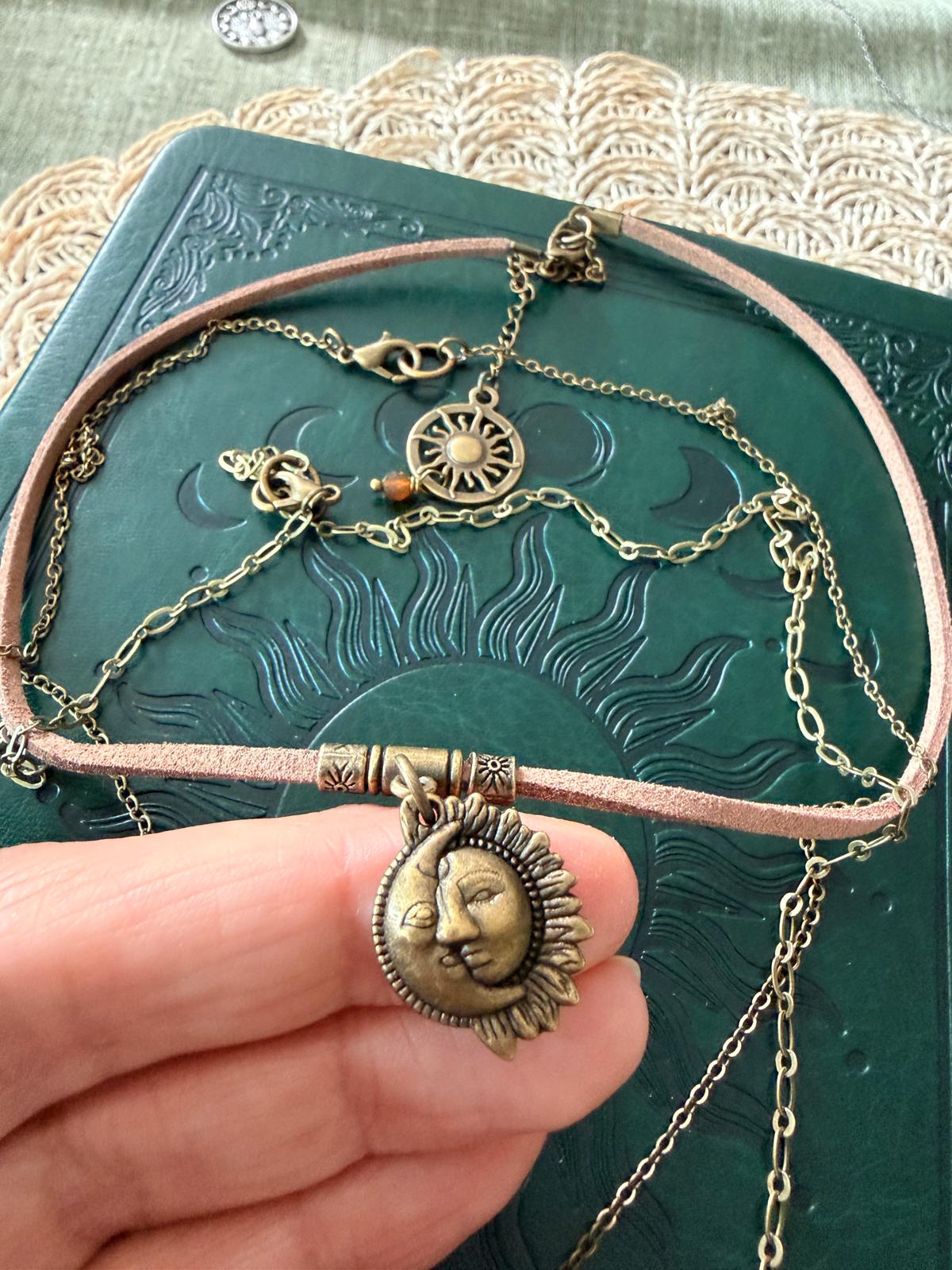 Zestaw naszyjników boho – choker z motywem słońca i księżyca | layered necklace