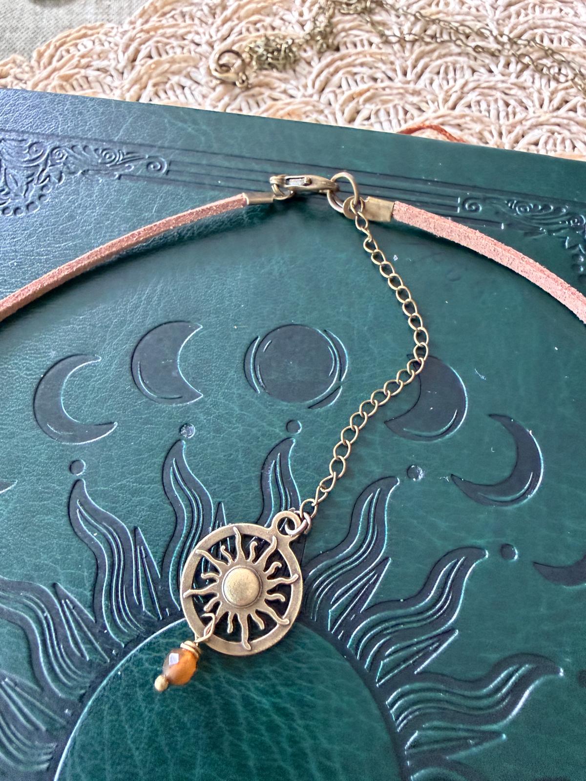 Zestaw naszyjników boho – choker z motywem słońca i księżyca | layered necklace