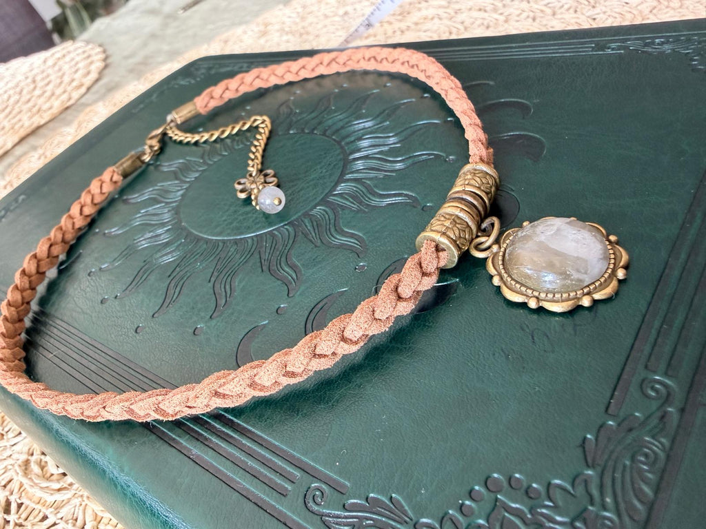 🌫️ Choker z naturalnym agatem – jasny kamień, boho naszyjnik vintage | Agnes Arte