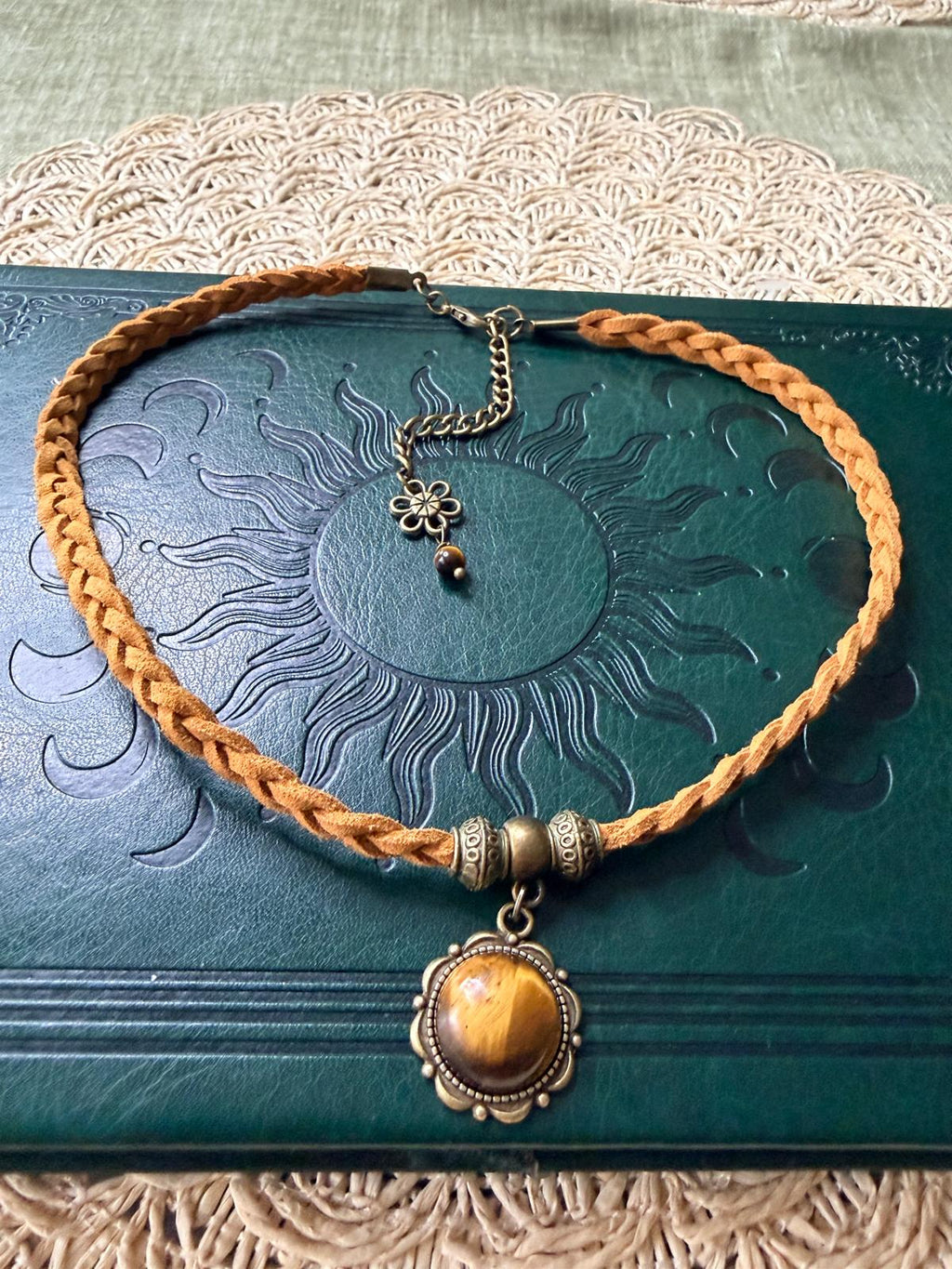🔥✨ Choker z tygrysim okiem – naszyjnik boho vintage, talizman odwagi i siły | Agnes Arte