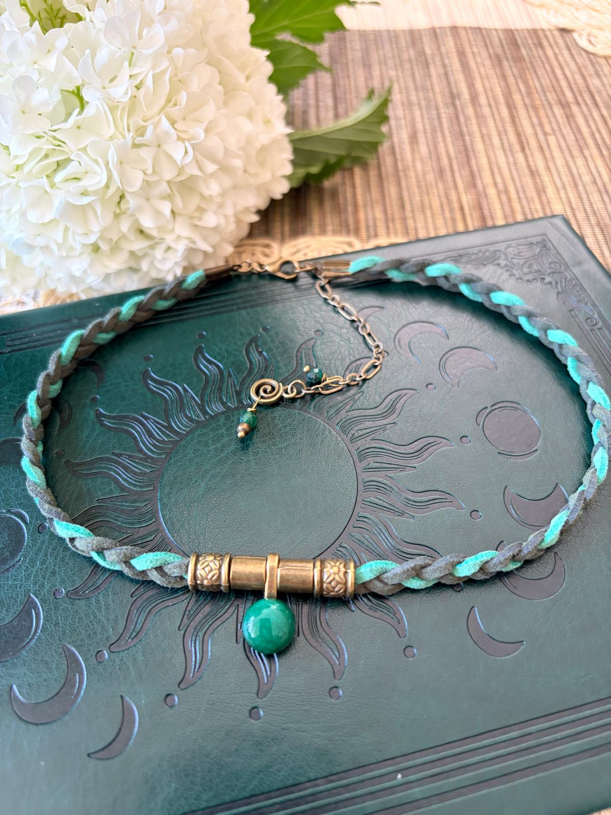 Leśny Jadeit – choker boho z naturalnym jadeitem 🌿