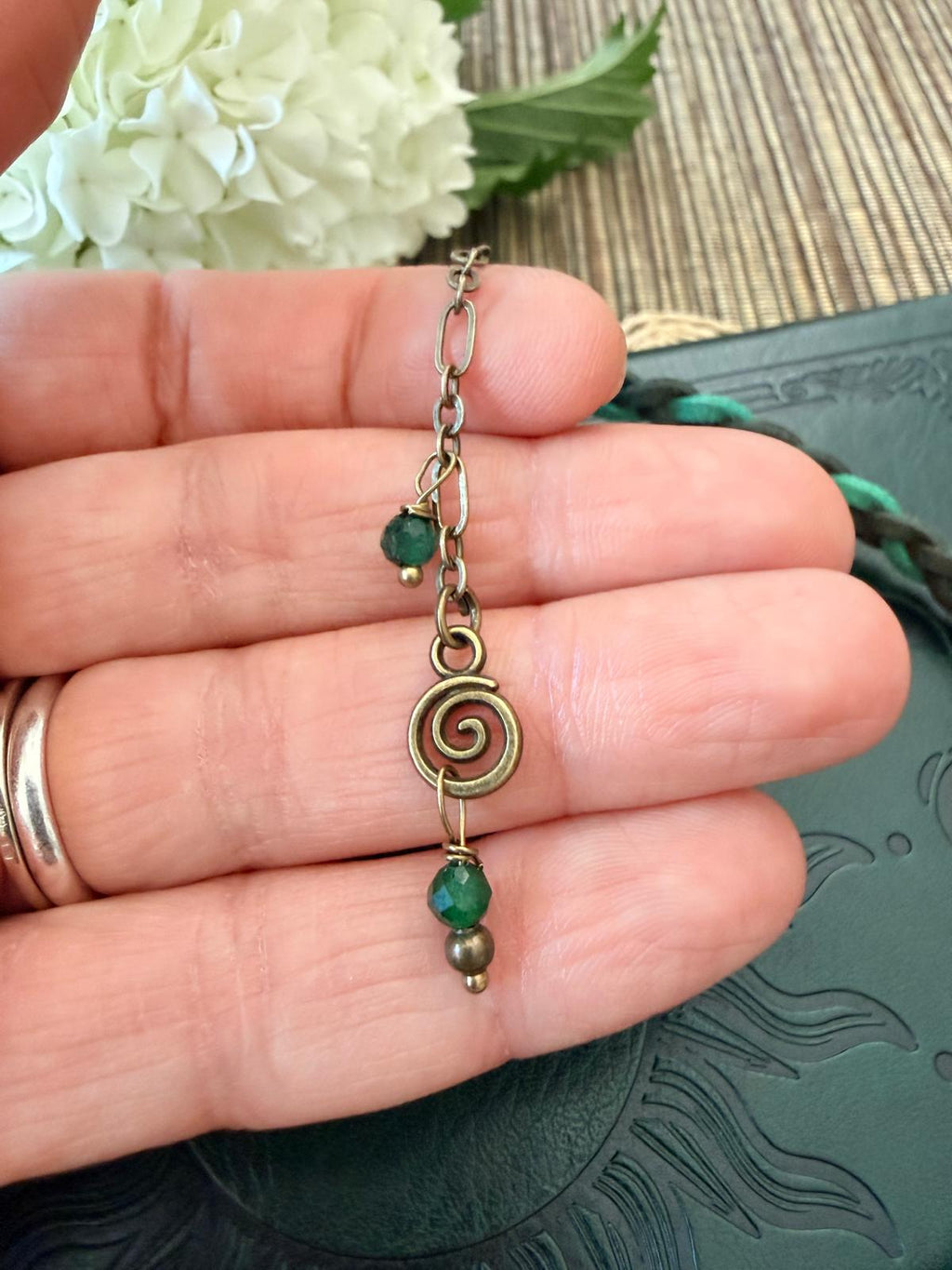Leśny Jadeit – choker boho z naturalnym jadeitem 🌿