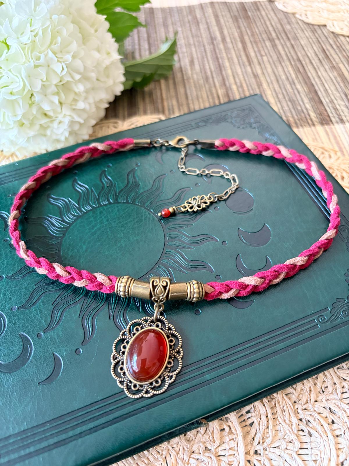 Ogień Odwagi – choker boho z czerwonym agatem ❤️✨