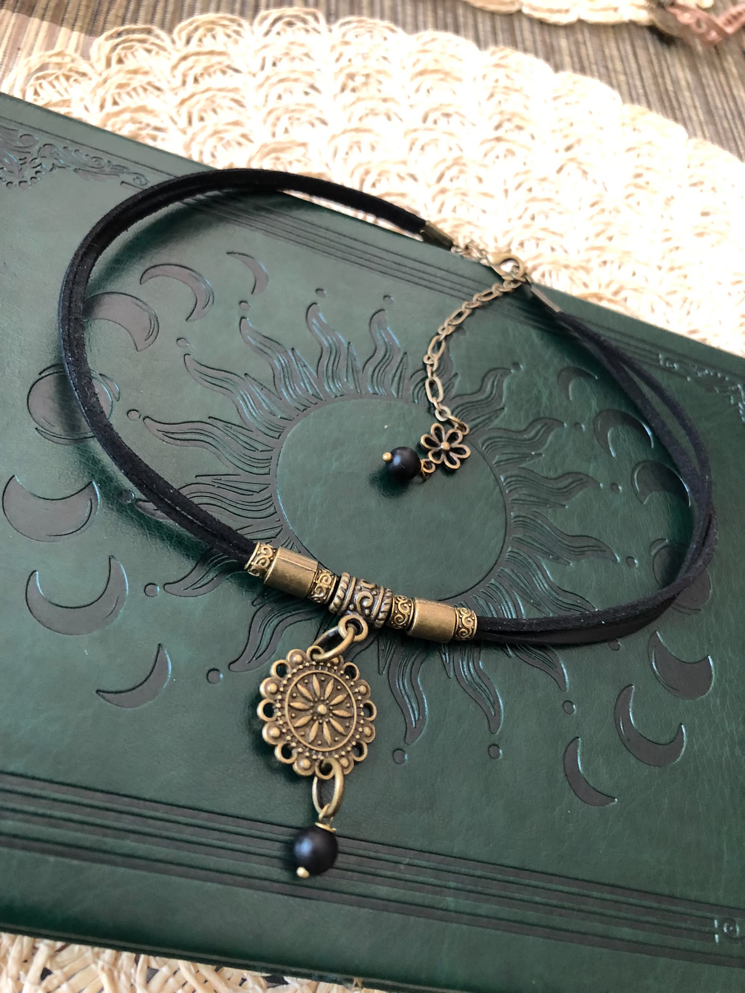 🖤 Choker Mandala z Matowym Onyksiem – Boho Gothic | Agnes Arte