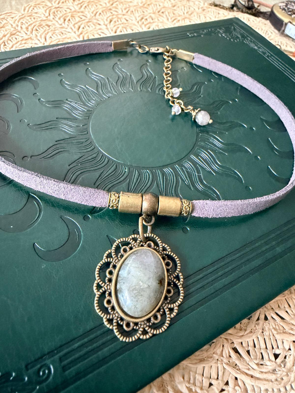 Choker Boho Vintage z Labradorytem – Kamień Intuicji i Magii | Agnes Arte