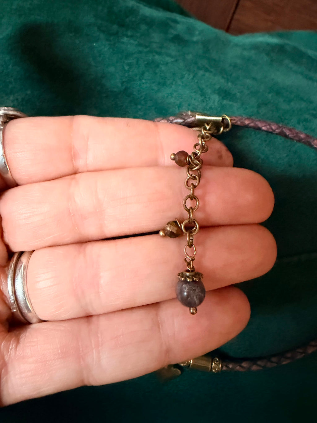 Choker z Sercem – pleciona naturalna skóra | Boho naszyjnik z symbolem miłości | AgnesArte