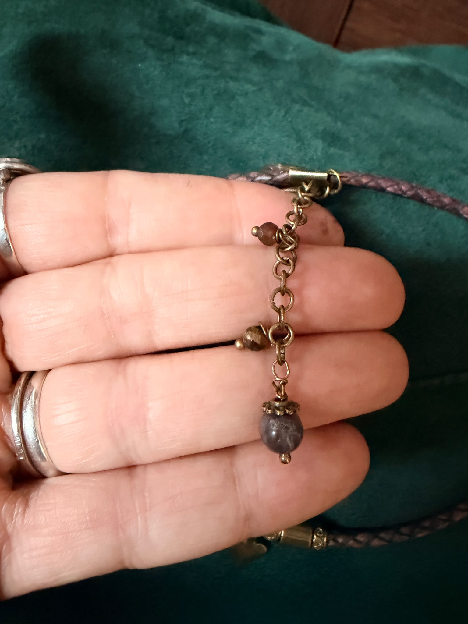 Choker z Sercem – pleciona naturalna skóra | Boho naszyjnik z symbolem miłości | AgnesArte