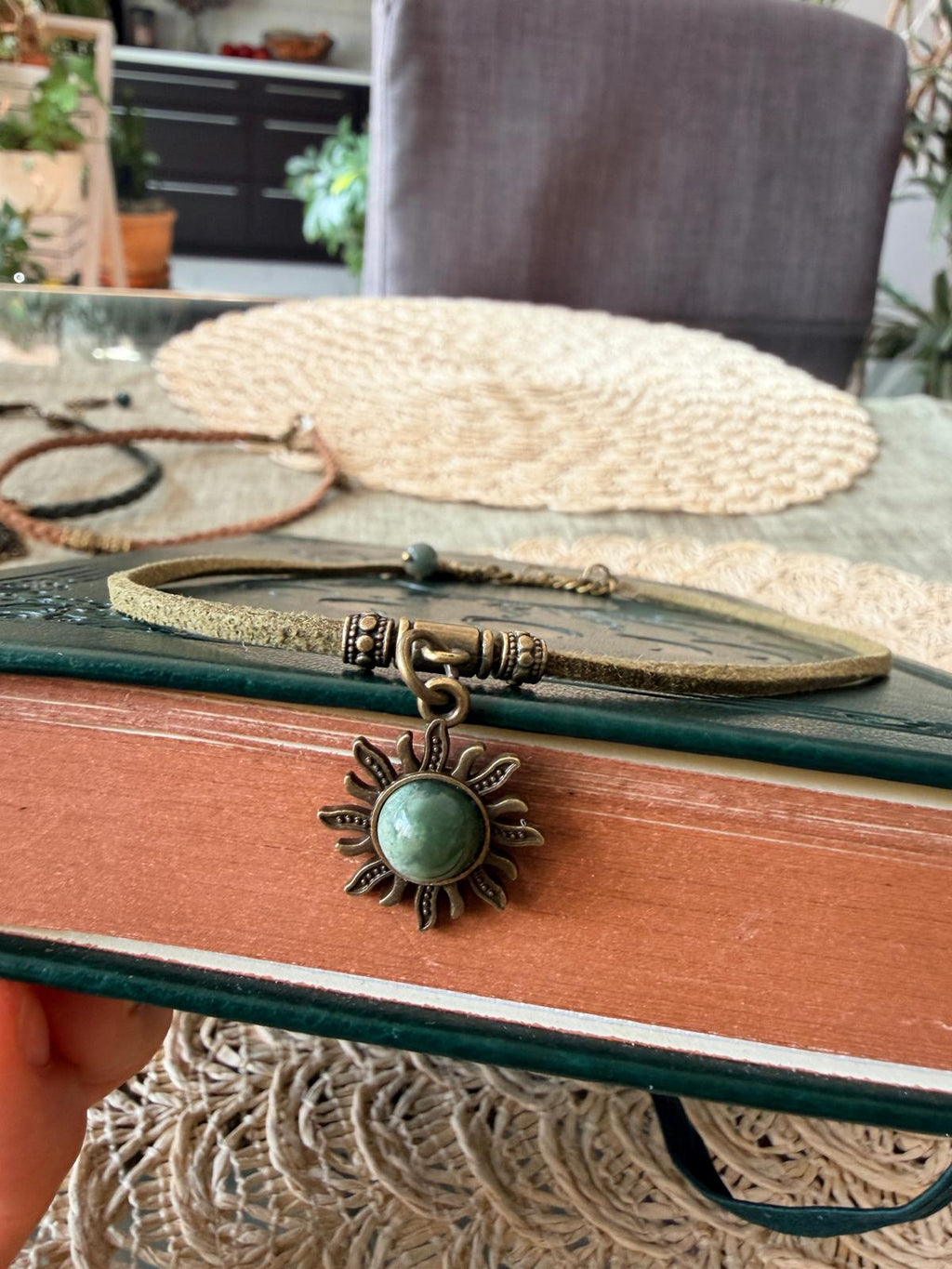 Choker z awenturynem – zielony kamień naturalny, naszyjnik boho vintage, talizman szczęścia Agnes Arte