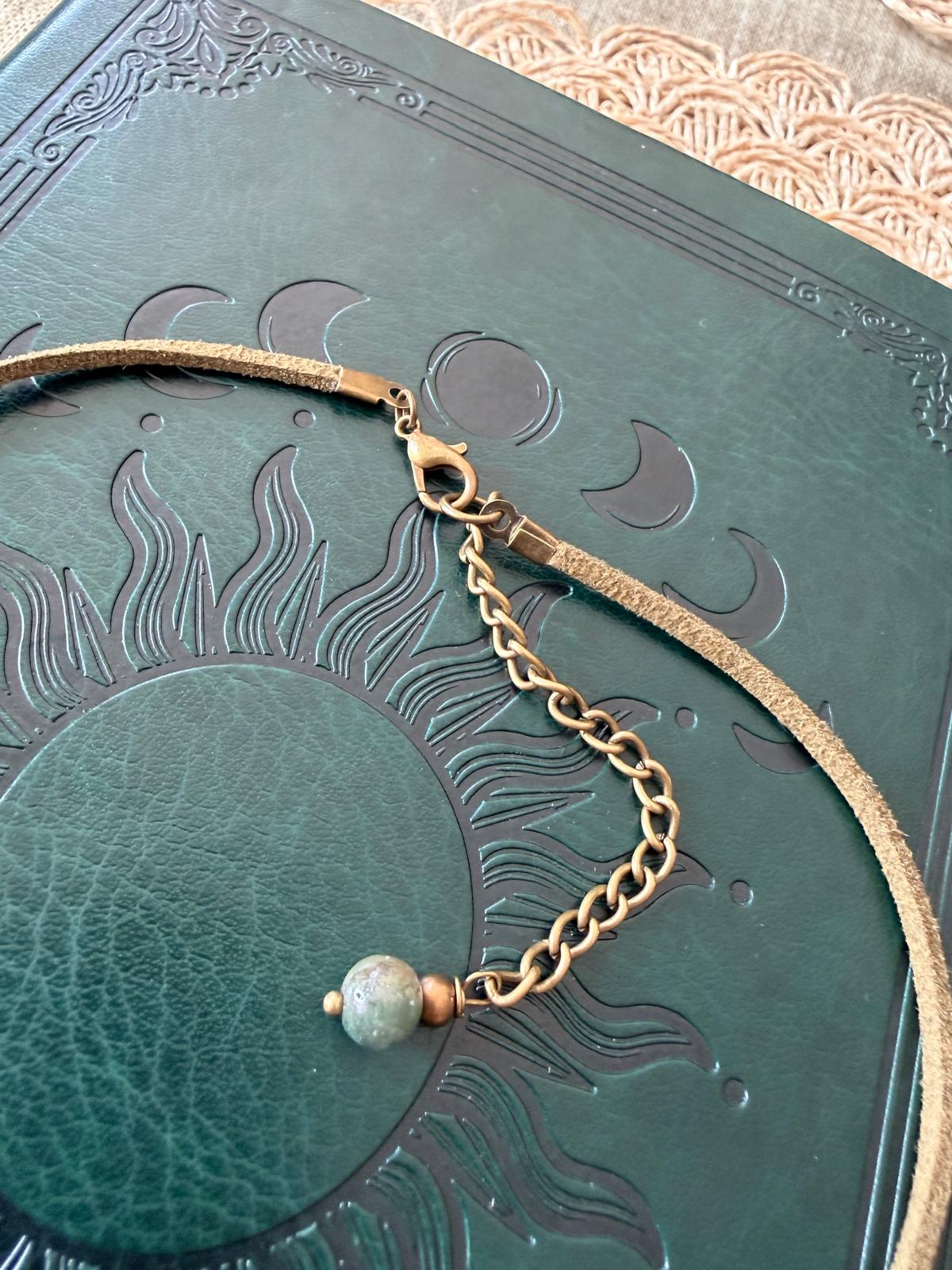 Choker z awenturynem – zielony kamień naturalny, naszyjnik boho vintage, talizman szczęścia Agnes Arte